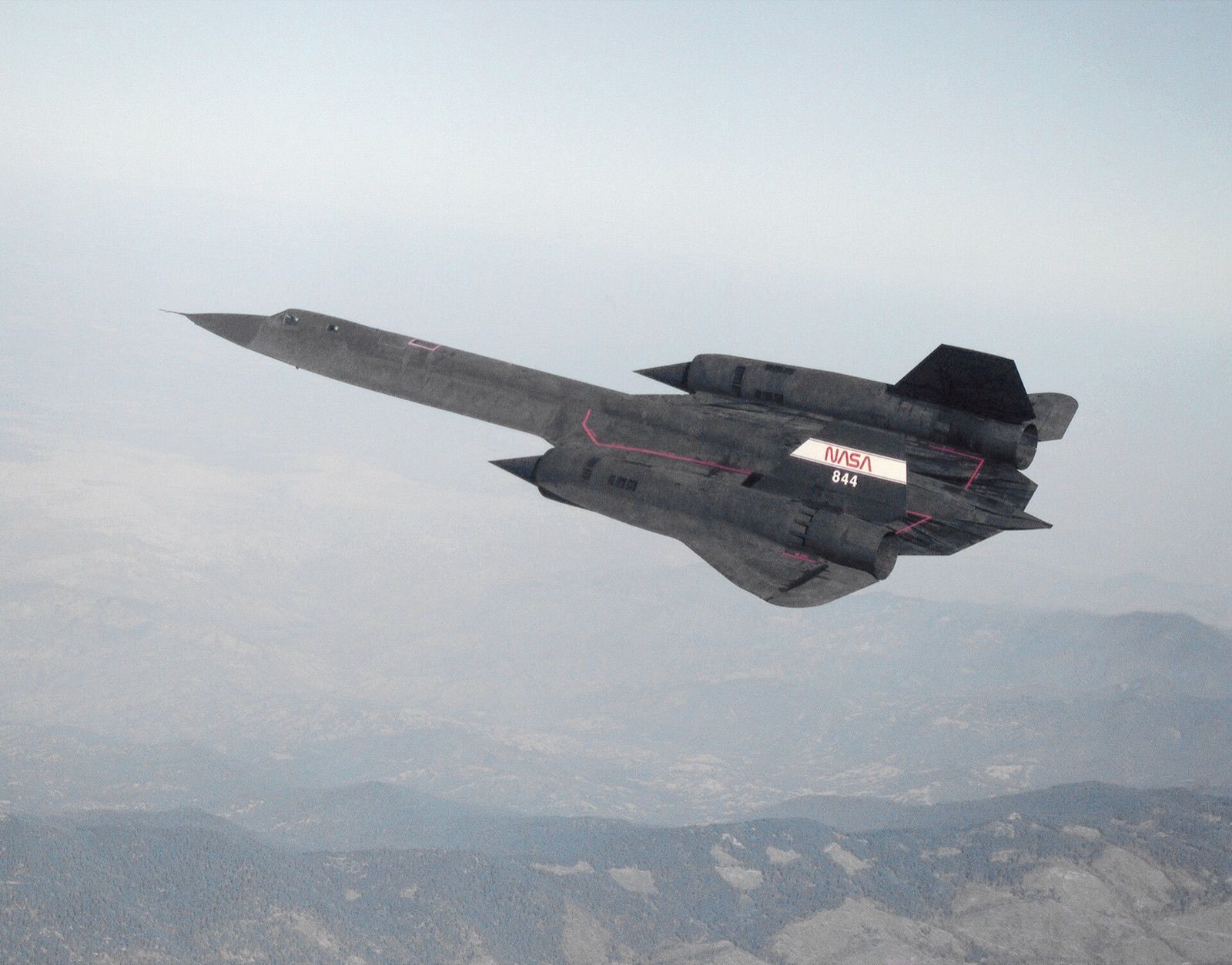 SR-71A 61-7980, flown by NASA as NASA 844, over the Tehachapi Mountains, California, in September 1992.