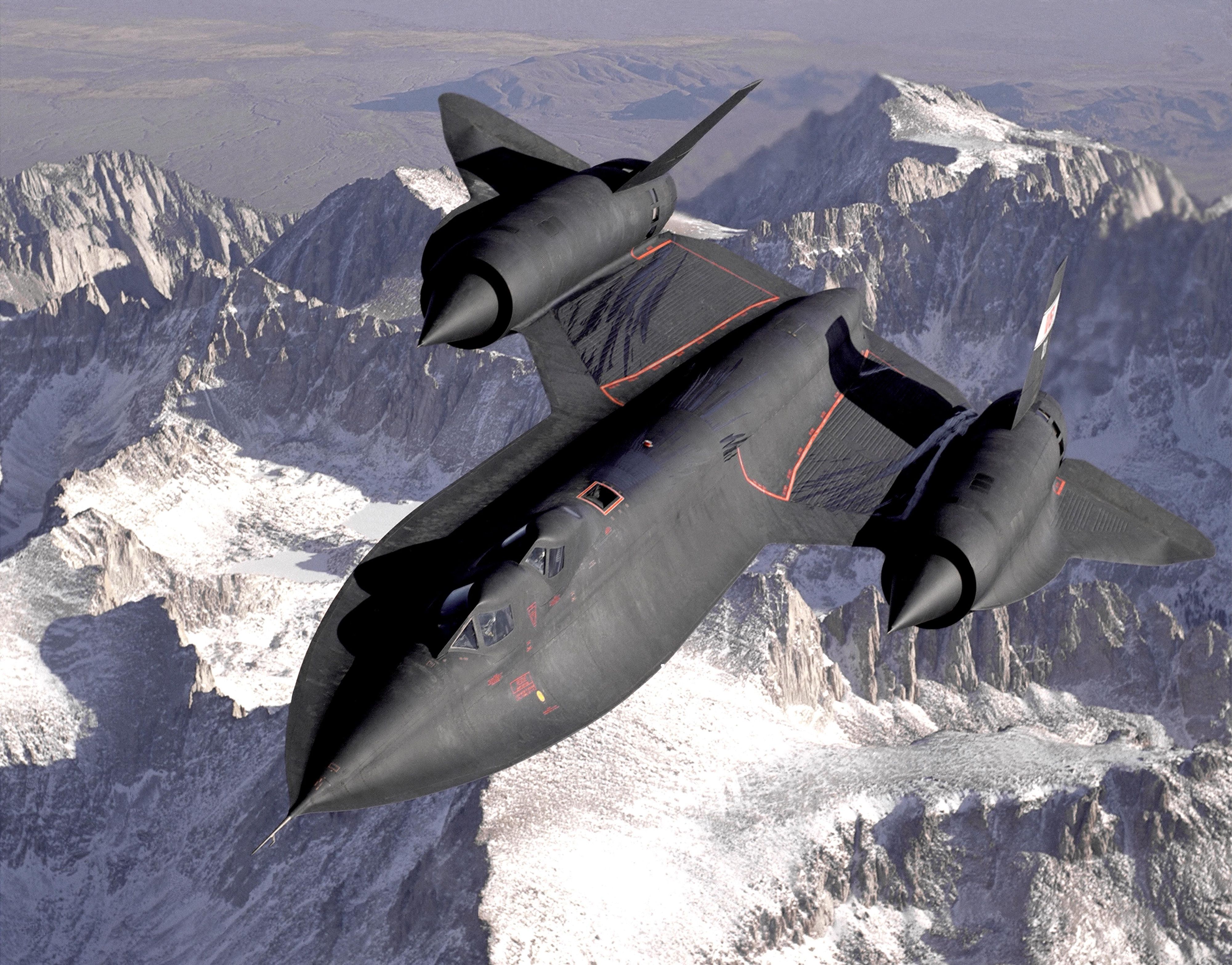 SR-71B 61-7956, flown by NASA as NASA 831, over the southern Sierra Nevada, California, after refuelling from an Air Force tanker in December 1994.